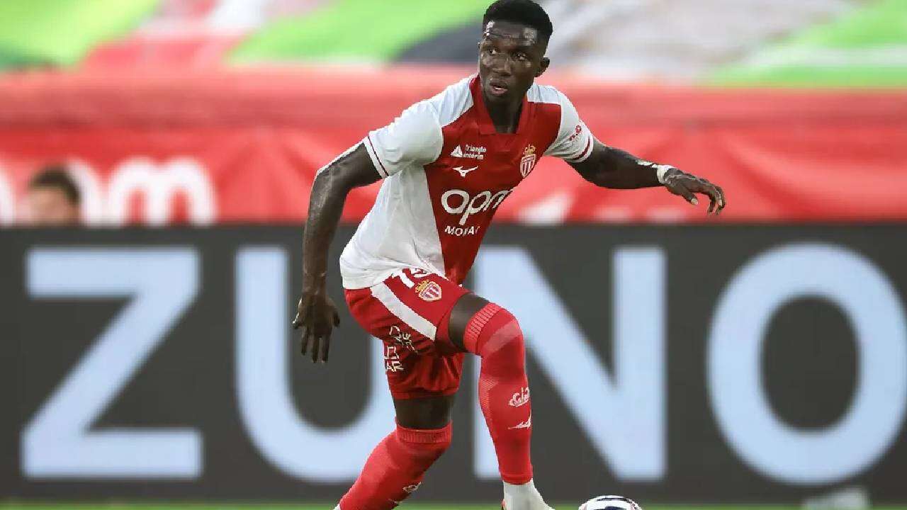 Kante devreye girdi: Fenerbahçe'ye 40 milyon euroluk orta saha, Aziz Yıldırım imzayı attırıyor! 5